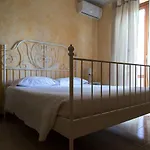 Konukevi Il Sestante